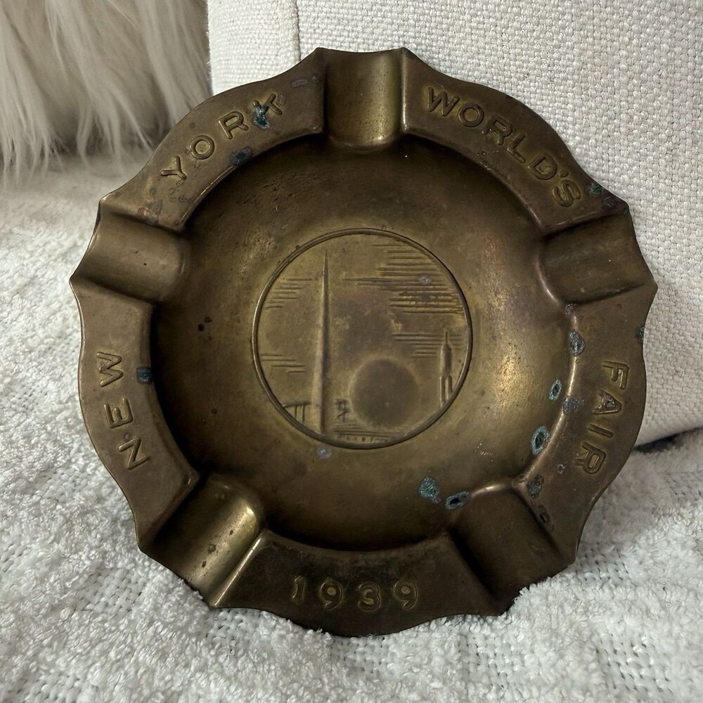 Vintage New York World's Fair 1939 Brass Ashtray Trylon Perisphere Small